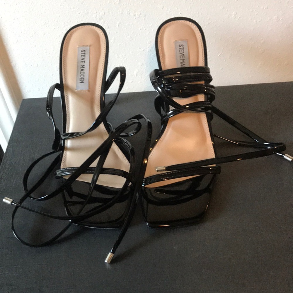 Steve Madden black leather lace up heels size 9